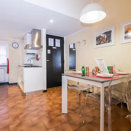 Apartment 1m| 4 People| Sea By Tilo *